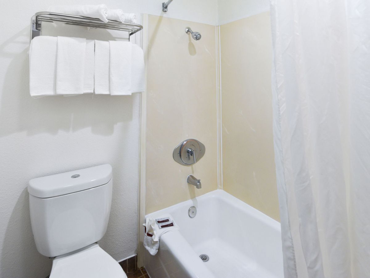 Hollywood Inn Express South